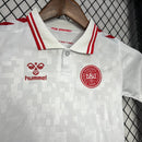 Dinamarca  2024 Away Kit Set – Kids