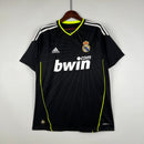 Real Madrid 10/11 Away Classic/Retro Jersey – Fan Version